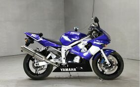 YAMAHA YZF-R6 2002 RJ03