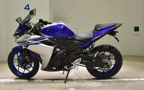 YAMAHA YZF-R25 A RG10J