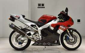 YAMAHA YZF-R1 1999 RN01