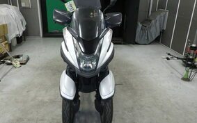 YAMAHA TRICITY 125 SE82J