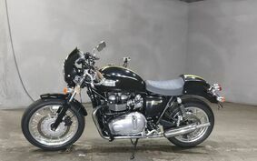 TRIUMPH THRUXTON 900 2014 TJ914