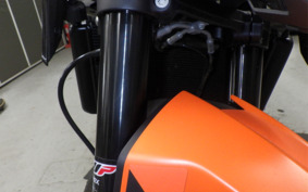 KTM 890 DUKE GP 2023 TU940