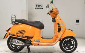 VESPA GTS300 IE 2013