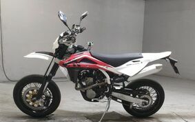 HUSQVARNA  SM250R A300