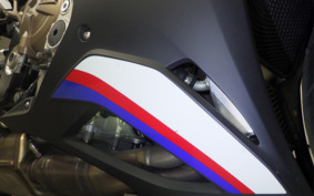 BMW S1000RR M PACKAGE 2021