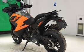 KTM 1290 SUPER ADVENTURE S 2022 V7940