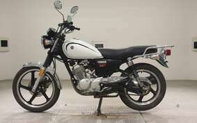 YAMAHA YB125SP