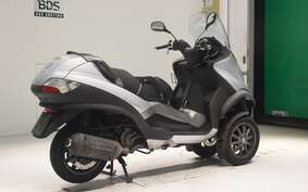 PIAGGIO MP3 250