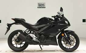 YAMAHA YZF-R3 2021 RH13J