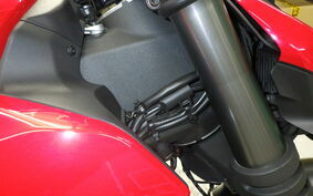 DUCATI STREETFIGHTER V2 2022 3F00A