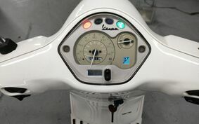 VESPA LX125 M6650