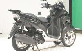 YAMAHA TRICITY 125 SE82J