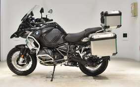 BMW R1250GS ADVENTURE 2021 0M11