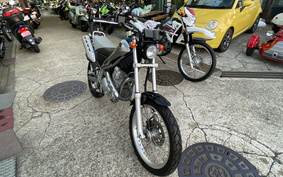 YAMAHA TRICKER DG16J