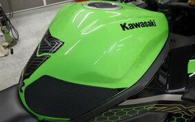 KAWASAKI ZX-25R ZX250E