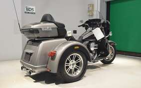 HARLEY FLHTCUTG TRIKE 2015 MAL