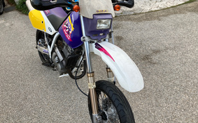 SUZUKI DR250 SJ45A