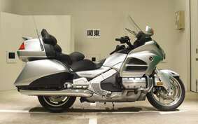 HONDA GL 1800 GOLD WING 2013 SC68