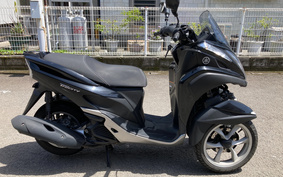 YAMAHA TRICITY 125 SE82J