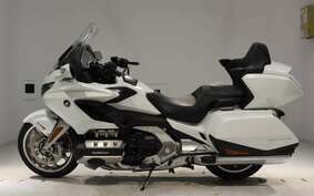 HONDA GL 1800 GOLD WING TOUR DCT 2019 SC79