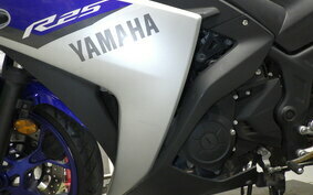 YAMAHA YZF-R25 RG10J