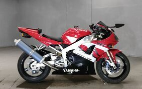 YAMAHA YZF-R1 2000 RN04