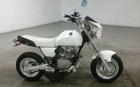 HONDA APE 100 HC07