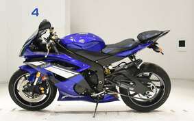 YAMAHA YZF-R6 2021