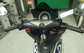 YAMAHA N-MAX SE86J