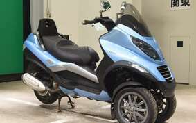 PIAGGIO MP3 250