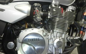 YAMAHA XJR1300 1999 RP01J