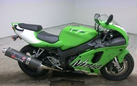 KAWASAKI NINJA ZX-7R 1999 ZX750P