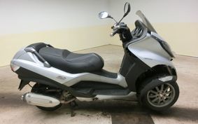 PIAGGIO MP3 250 RL M472