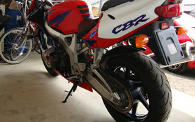 HONDA CBR900RR 1998 SC33