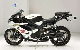 TRIUMPH DAYTONA 675 2012 MD1066