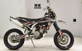 HUSQVARNA SM450R 2014 A202