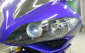 YAMAHA YZF-R1 2010 RN19