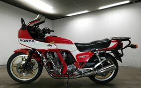 HONDA CB900F Boldor SC01