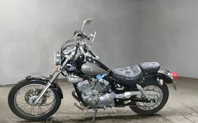 YAMAHA VIRAGO 250 3DM