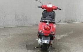 VESPA LX50 C381