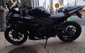 YAMAHA YZF-R25 RG10J