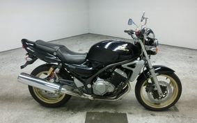 KAWASAKI BALIUS 250 Gen.2 2002 ZR250B