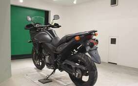 SUZUKI DL650 ( V-Strom 650 ) A 2013 VP56A