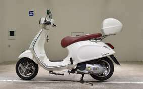 VESPA PRIMAVERA125 M811