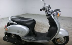 YAMAHA VINO 125 SE24