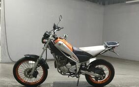 YAMAHA TRICKER DG16J