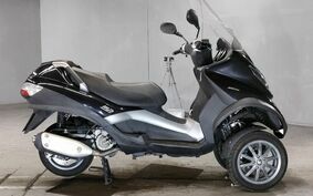 PIAGGIO MP3 250 RL M472