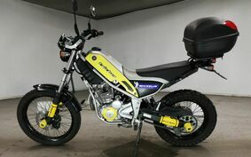 YAMAHA TRICKER DG10J