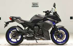 YAMAHA XJ6 F 2013