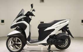 YAMAHA TRICITY 125 SE82J